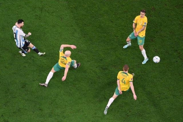 1670104874936055132.jpg FjFX2F_UYAACnK4.jpg